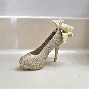 Elegant Gold Glitter Stiletto High-heel Ornament- Super Sparkly!